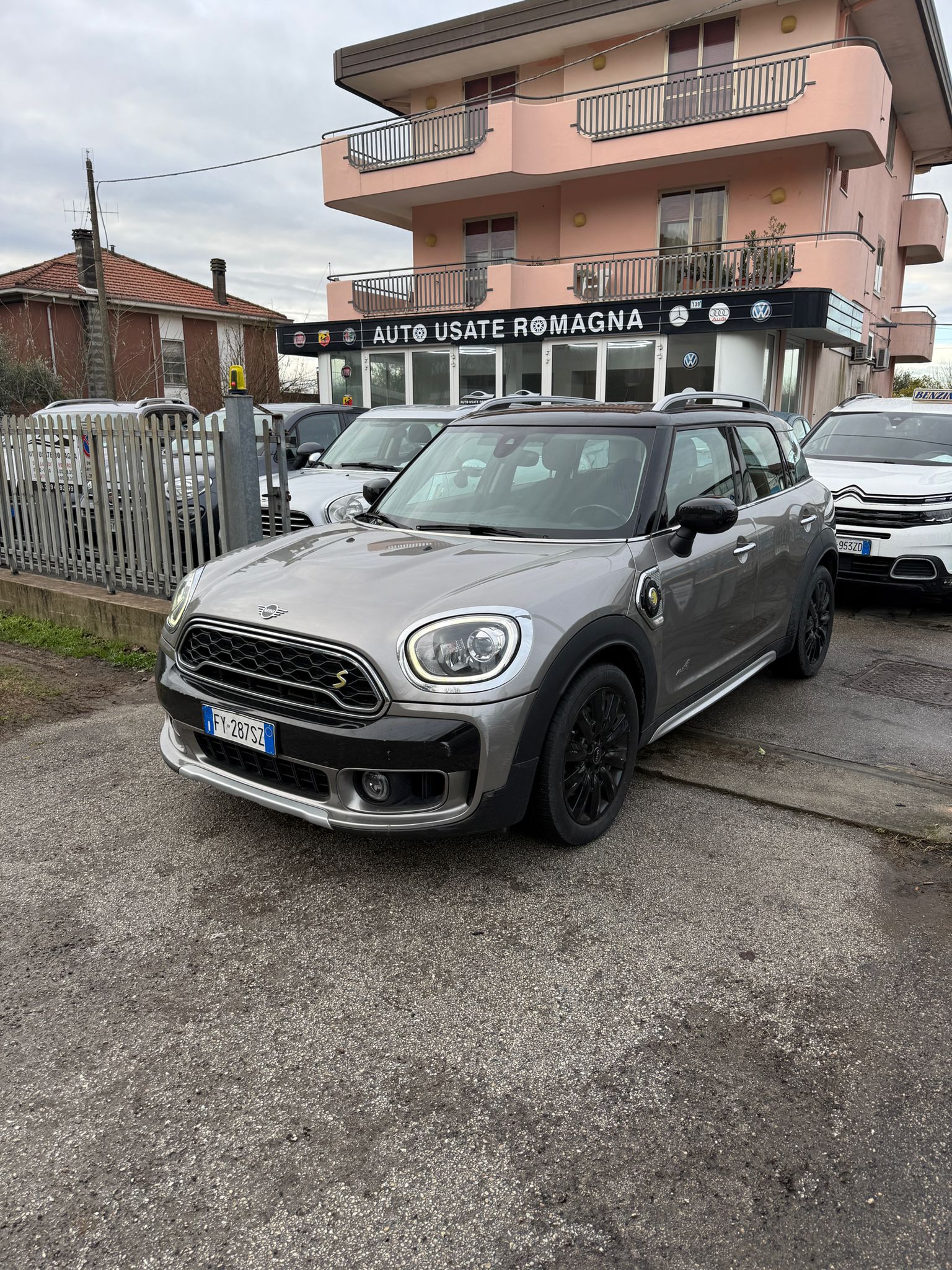 MINI Cooper SE Countryman - immagine 4