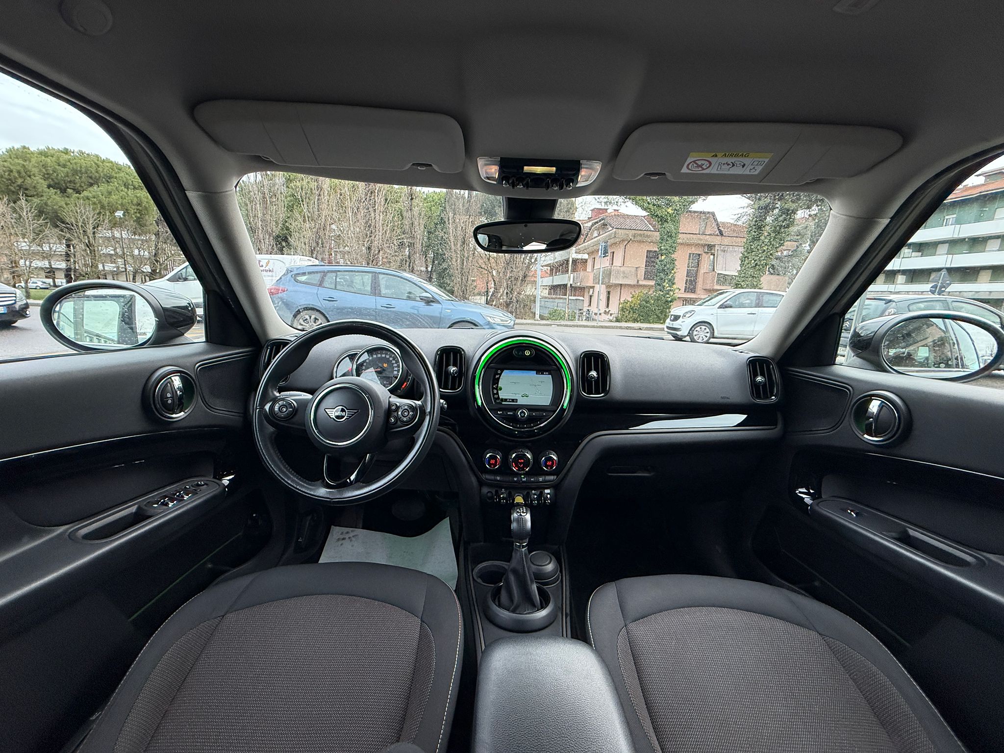 MINI Cooper SE Countryman - immagine 8
