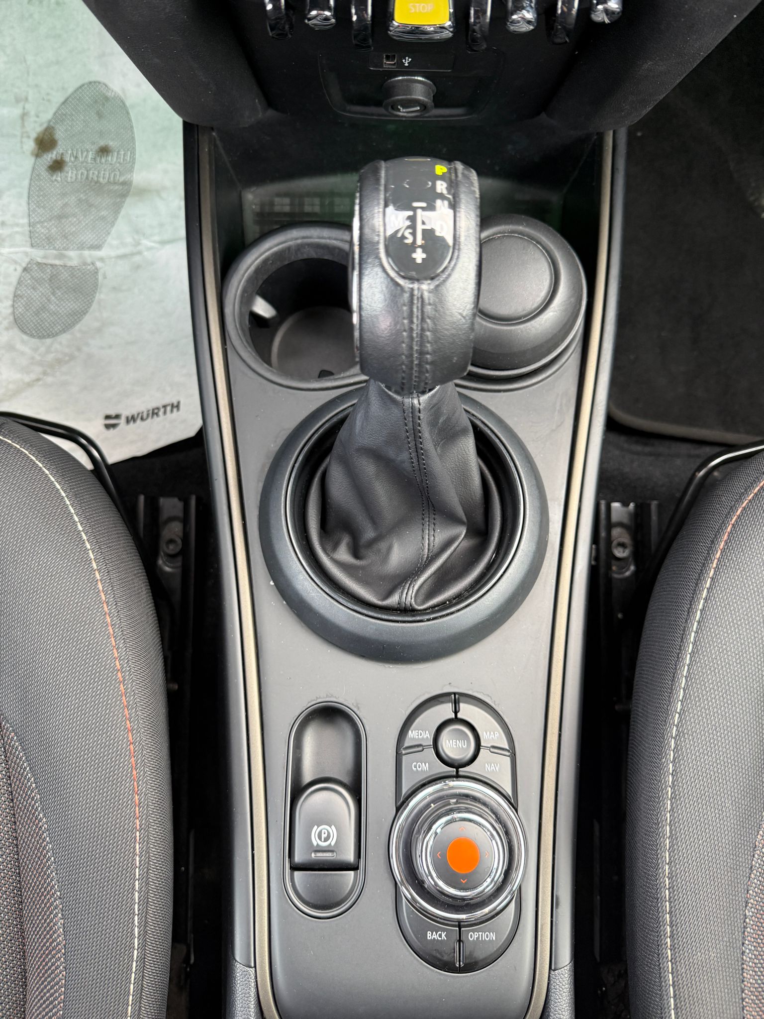 MINI Cooper SE Countryman - immagine 11