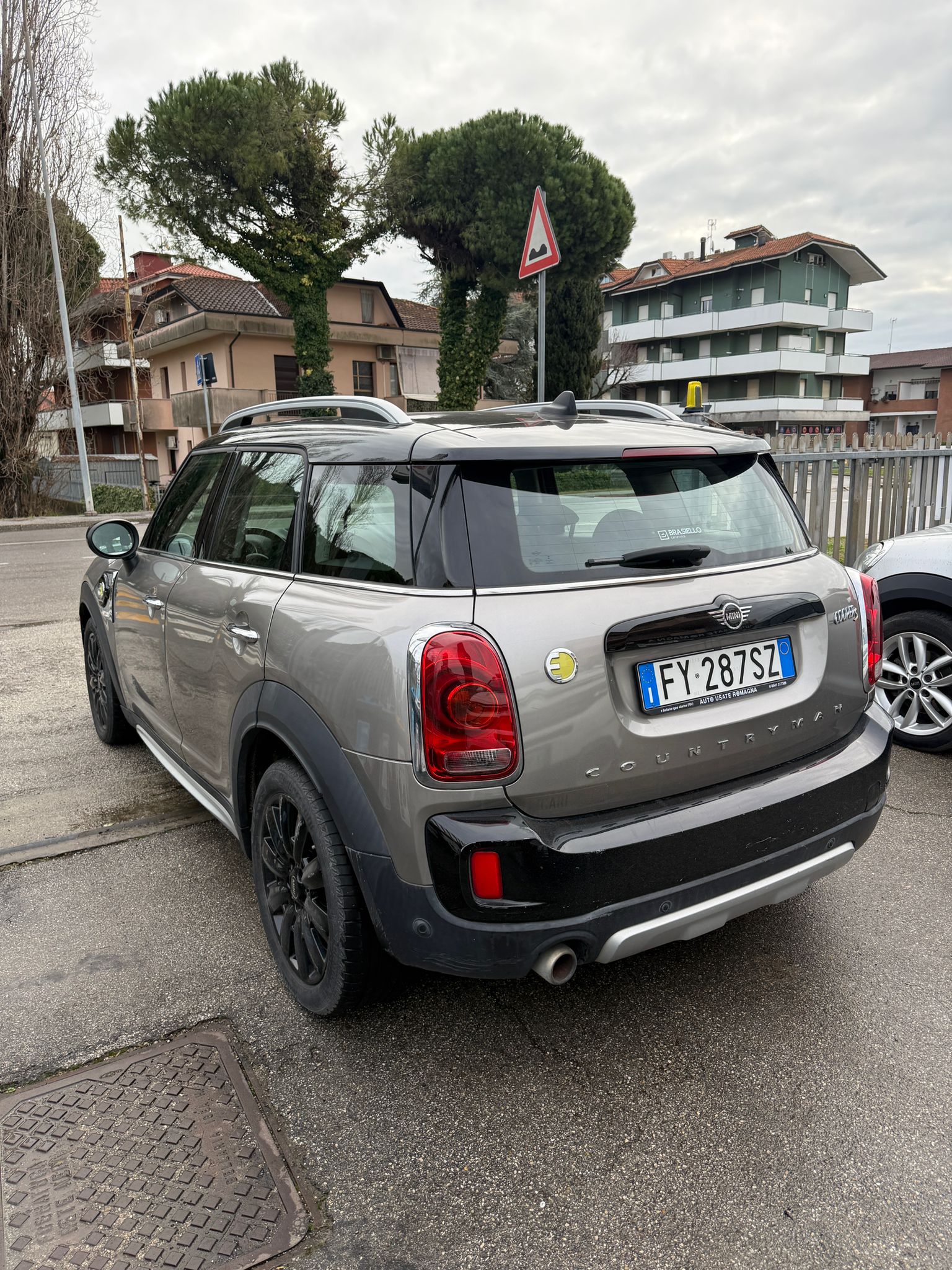 MINI Cooper SE Countryman - immagine 7
